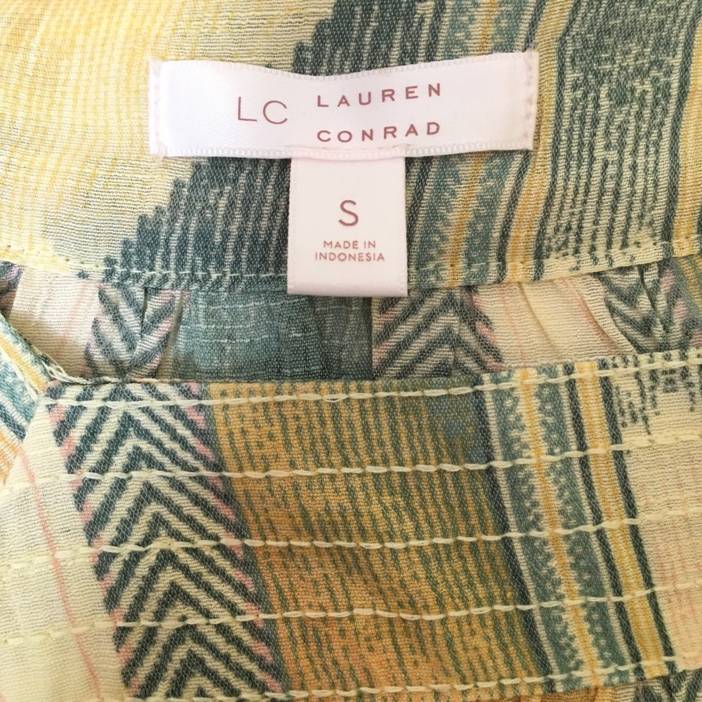 LC Lauren Conrad Blouse Size Small - Picture 4 of 4